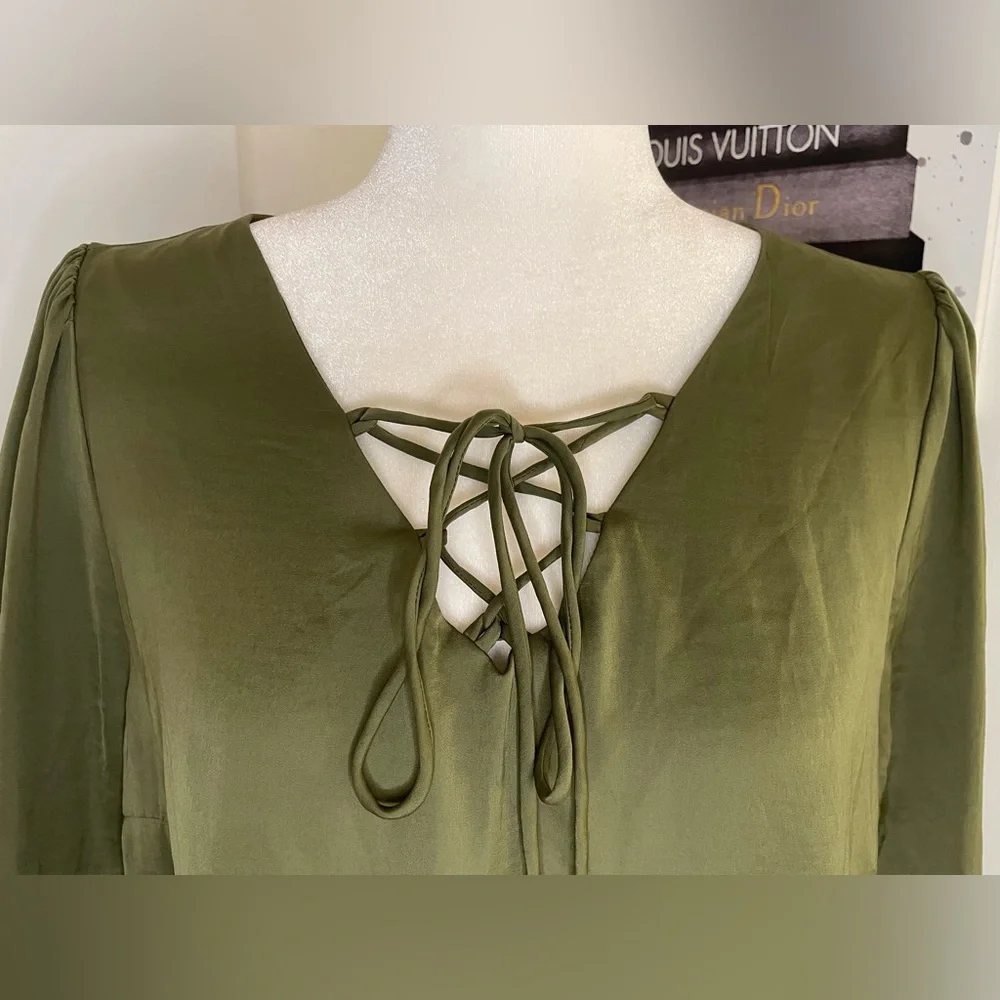 Venus Long Bell Sleeves Mini Dress Olive Green Size Medium - Picture 2 of 15